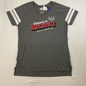UW Madison Badgers T Shirt Grey Welcome to Badgerville Womens Size Medium NEW